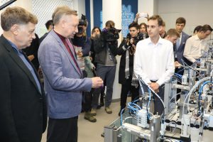 Посещение главы города Александра Дмитриевича Беглова Центра «Отраслевые инженерные, цифровые и роботизированные технологии»