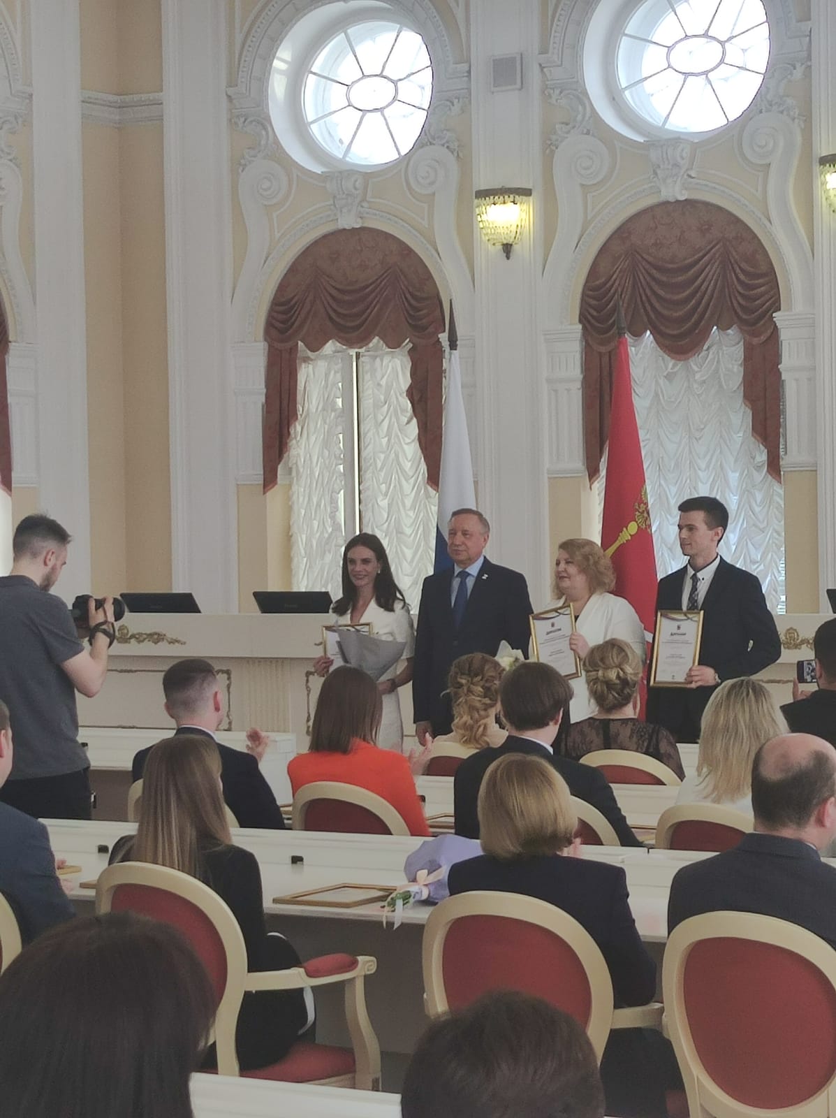 В Смольном наградили лучших педагогов 2023 года, поздравляем Ю.Е. Коваленко
