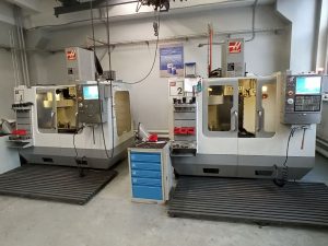 15.01.38 Оператор-наладчик металлообрабатывающих станков 