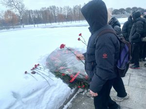 Студенты приняли участие в акции «Блокадная парта».