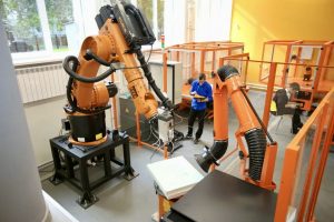 Специальности и профессии