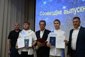 Торжественная церемония вручения дипломов о среднем профессиональном образовании в СПБ ГБ ПОУ «Малоохтинский колледж» прошла