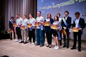 Торжественная церемония вручения дипломов о среднем профессиональном образовании в СПБ ГБ ПОУ «Малоохтинский колледж» прошла